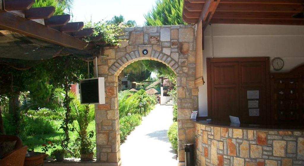 Kriss Otel Ortakentyahşi Exterior foto
