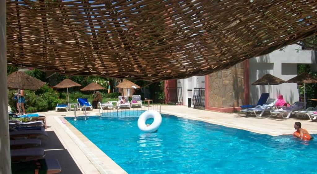 Kriss Otel Ortakentyahşi Exterior foto