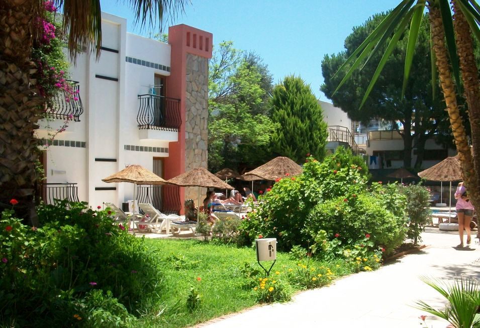 Kriss Otel Ortakentyahşi Exterior foto