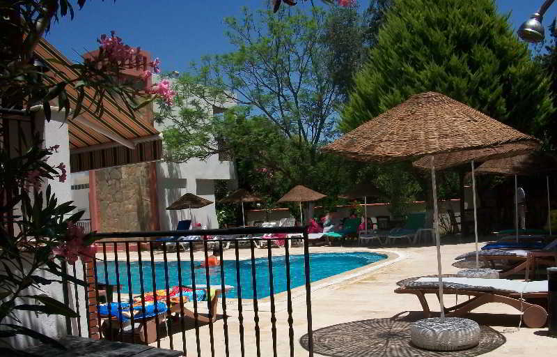 Kriss Otel Ortakentyahşi Exterior foto